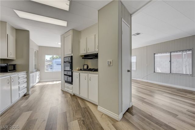 3619 Katmai Drive, Las Vegas, NV 89122