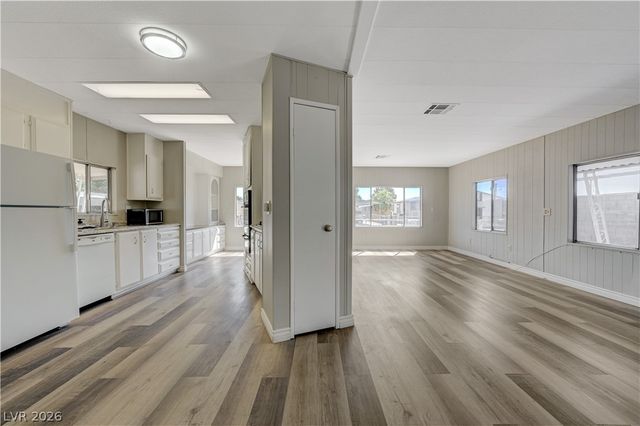 3619 Katmai Drive, Las Vegas, NV 89122