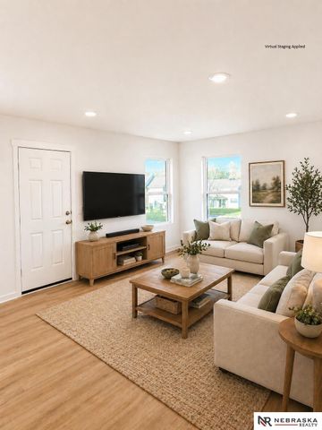 3215 Charles Street, Omaha, NE 68131