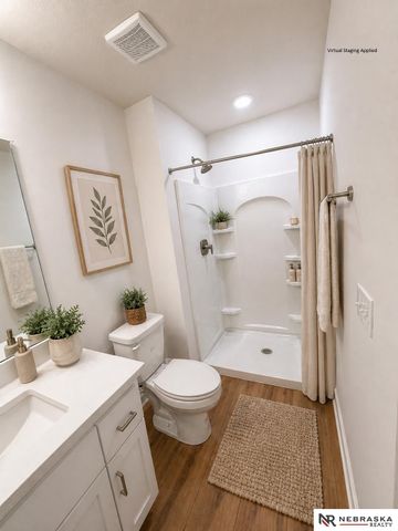 3215 Charles Street, Omaha, NE 68131