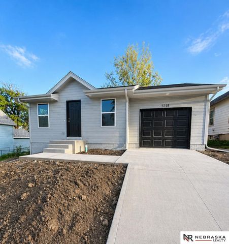3215 Charles Street, Omaha, NE 68131
