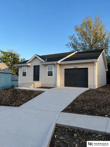 3215 Charles Street, Omaha, NE 68131