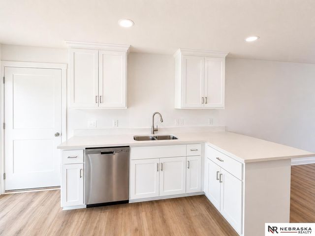 3215 Charles Street, Omaha, NE 68131