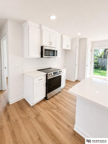 3215 Charles Street, Omaha, NE 68131