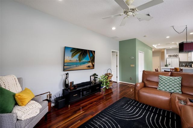 645 PINE STREET, Safety Harbor, FL 34695