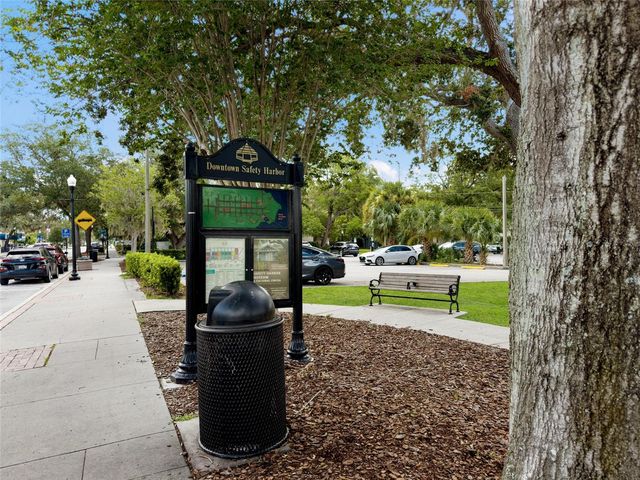 645 PINE STREET, Safety Harbor, FL 34695