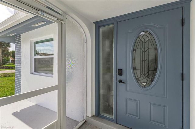 4208 SE 2nd AVE, Cape Coral, FL 33904