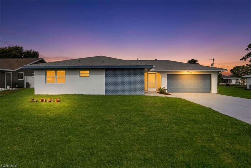 4208 SE 2nd AVE, Cape Coral, FL 33904