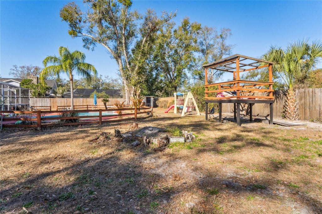 Image 48 of property listing at 1410 VIOLA DRIVE, Brandon, FL 33511