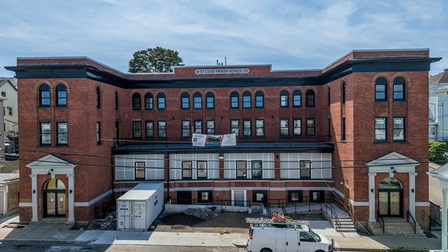 403 Division Street 14, Fall River, MA 02721