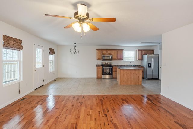 432 Scarlet Oak Drive, London, KY 40741