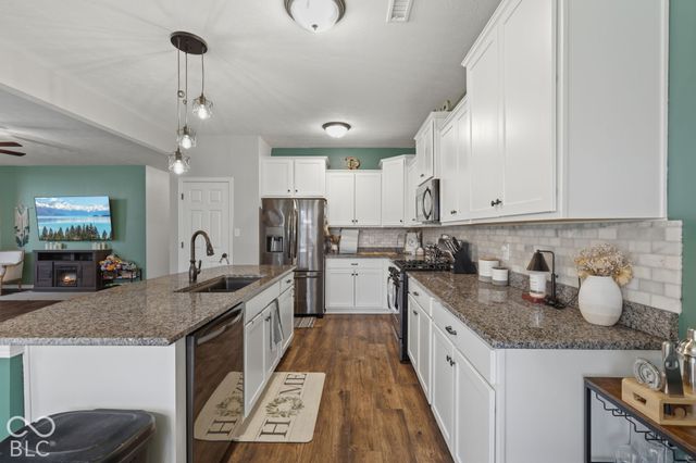 621 Appaloosa Drive, Bargersville, IN 46106