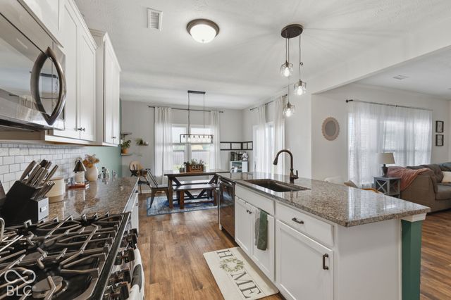 621 Appaloosa Drive, Bargersville, IN 46106