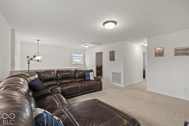 621 Appaloosa Drive, Bargersville, IN 46106