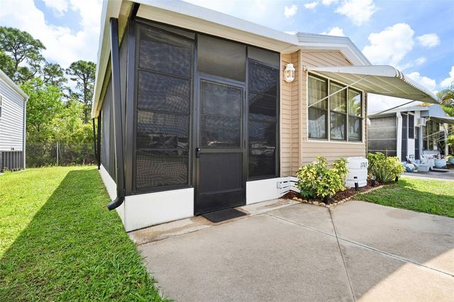 1703 N MANATEE LOOP, Punta Gorda, FL 33950