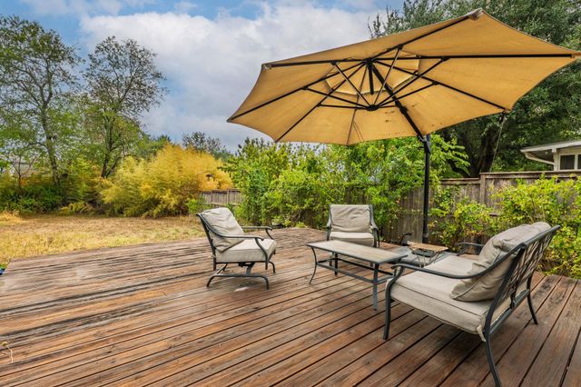 7707 Meadowview LN, Austin, TX 78752