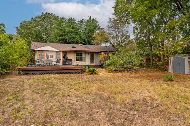 7707 Meadowview LN, Austin, TX 78752