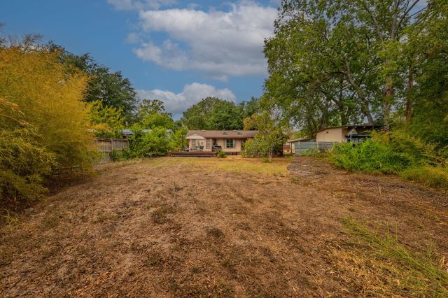 7707 Meadowview LN, Austin, TX 78752