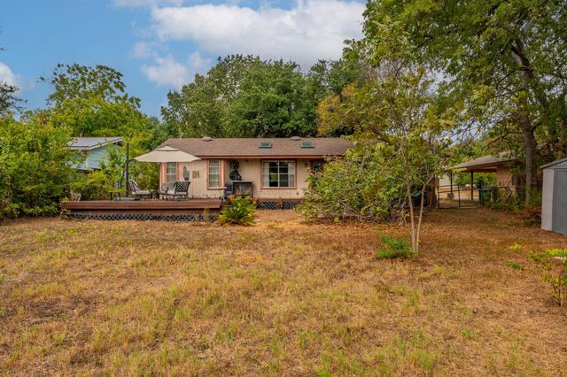 7707 Meadowview LN, Austin, TX 78752