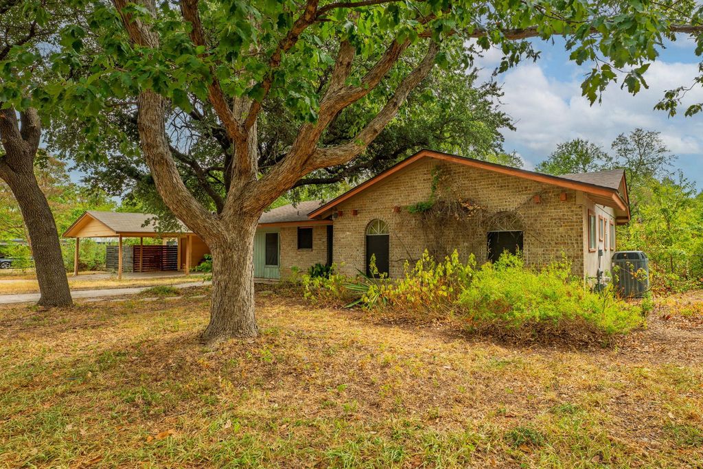 7707 Meadowview LN, Austin, TX 78752