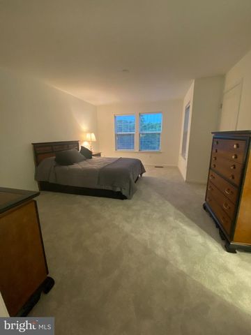97 BOSQUE CT, Martinsburg, WV 25404