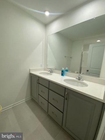 97 BOSQUE CT, Martinsburg, WV 25404