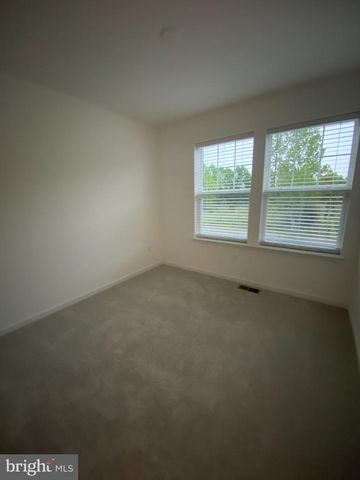 97 BOSQUE CT, Martinsburg, WV 25404