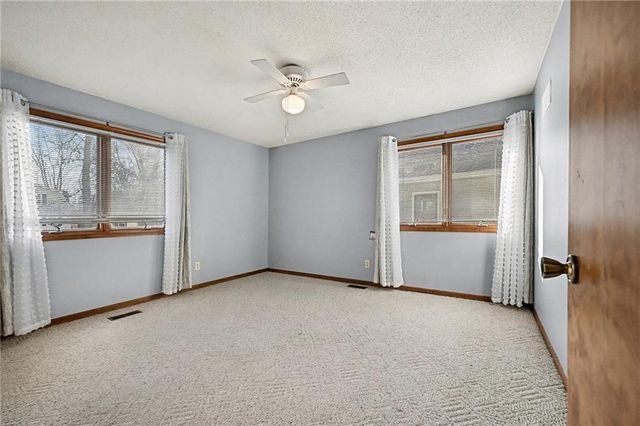 2709 Lawrence Avenue, Lawrence, KS 66047