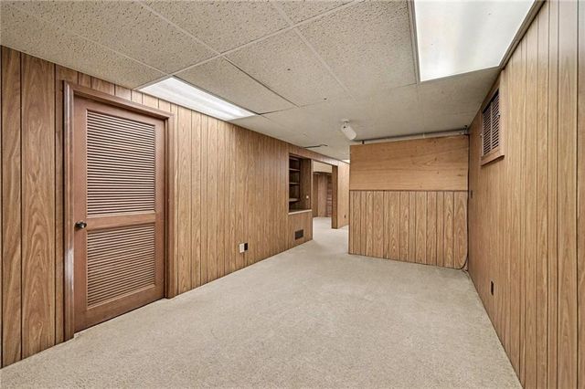 2709 Lawrence Avenue, Lawrence, KS 66047