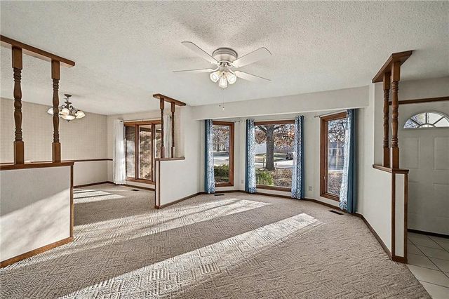 2709 Lawrence Avenue, Lawrence, KS 66047