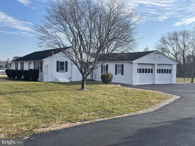 4420 W DENNEYS RD, Dover, DE 19904