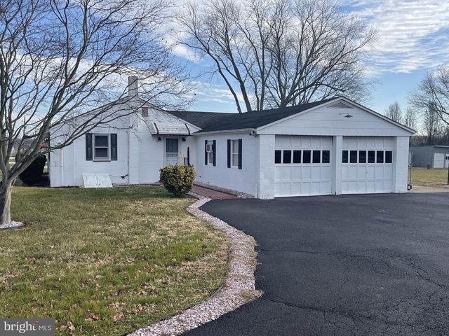 4420 W DENNEYS RD, Dover, DE 19904