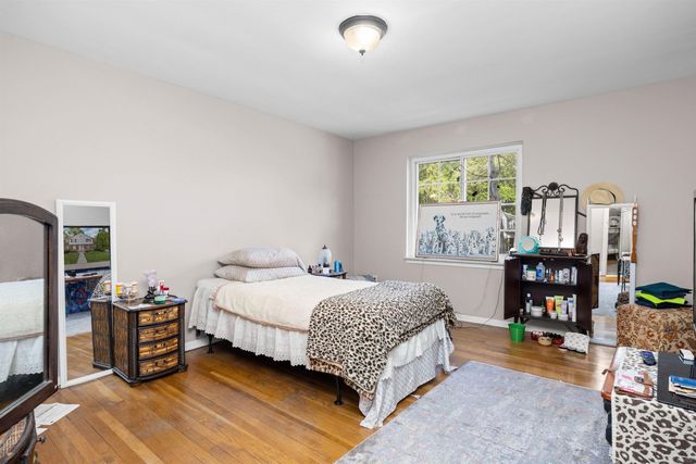 23056 Gary Lane, Saint Clair Shores, MI 48080