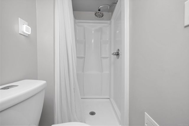 23056 Gary Lane, Saint Clair Shores, MI 48080