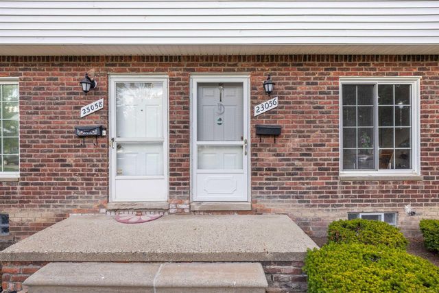 23056 Gary Lane, Saint Clair Shores, MI 48080