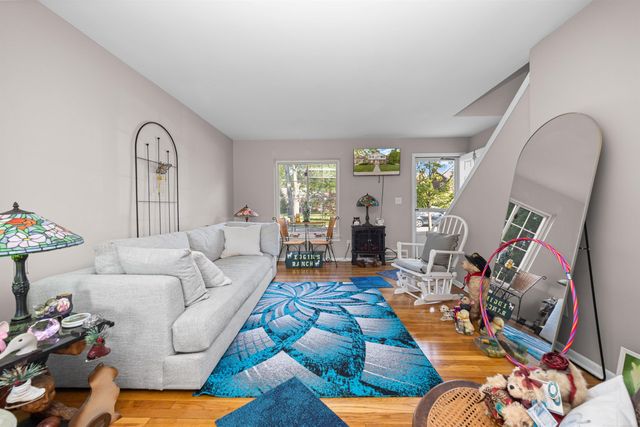 23056 Gary Lane, Saint Clair Shores, MI 48080