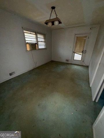 6896 Florence Drive, Lithia Springs, GA 30122