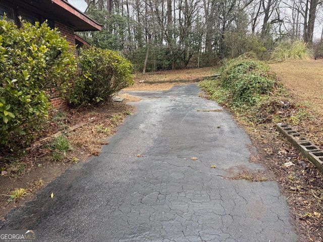 6896 Florence Drive, Lithia Springs, GA 30122