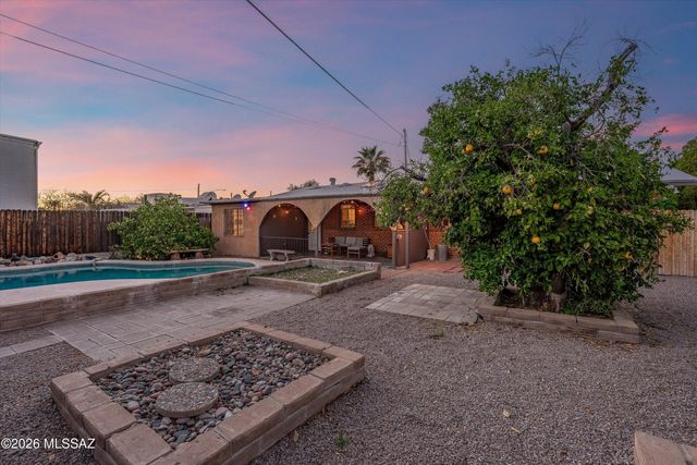 1512 E Copper Street, Tucson, AZ 85719