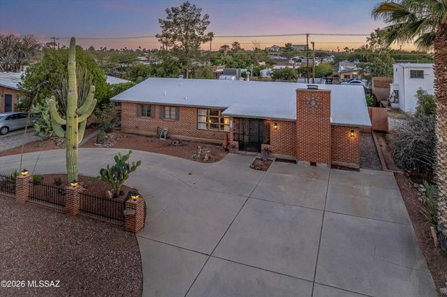 1512 E Copper Street, Tucson, AZ 85719