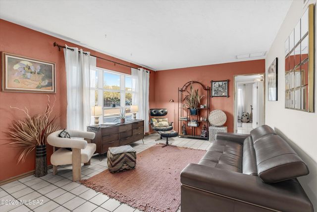 1512 E Copper Street, Tucson, AZ 85719