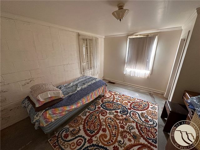 131 S 1st Street W, Baker, MT 59313