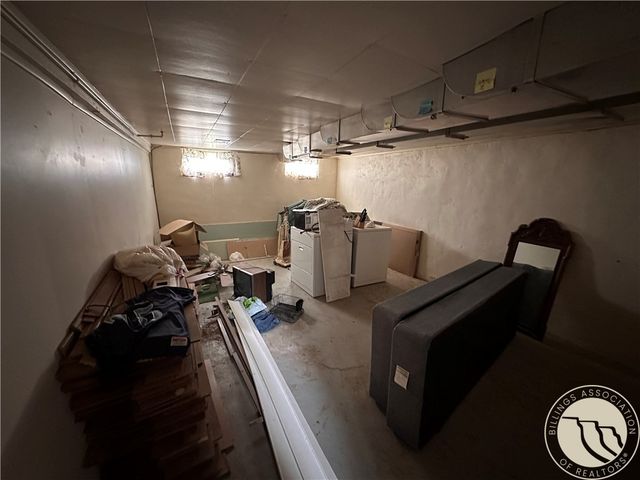 131 S 1st Street W, Baker, MT 59313