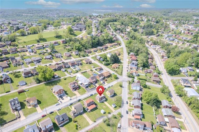 1832 Texas, West Mifflin, PA 15122