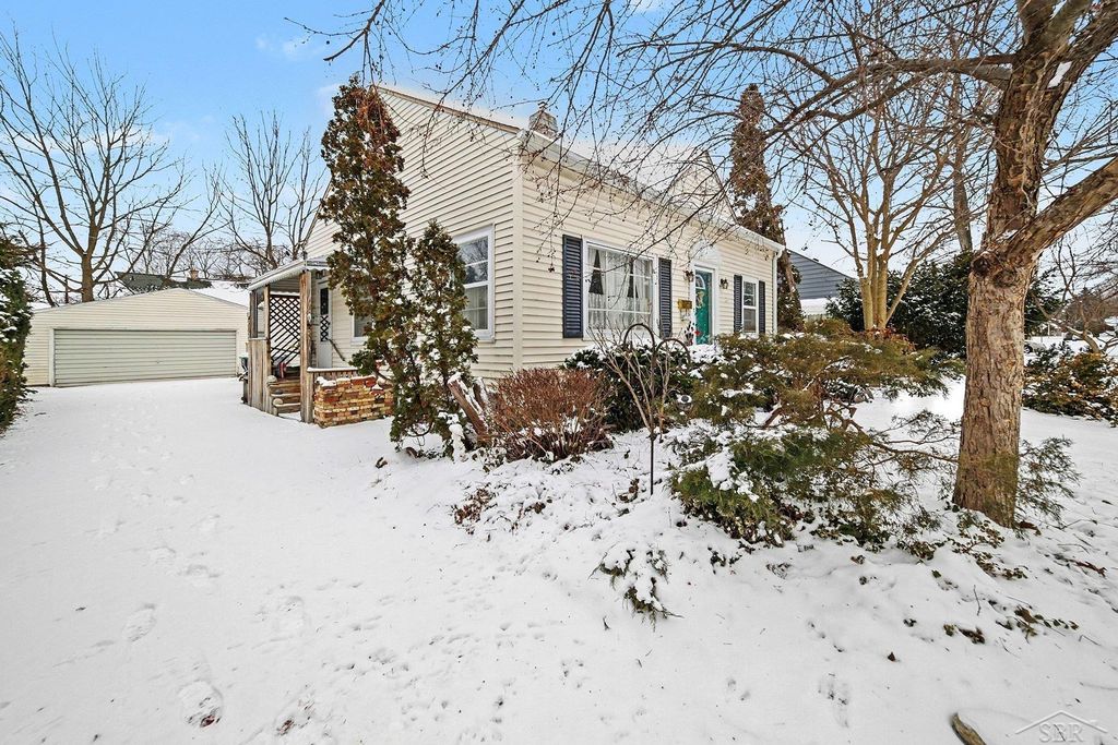 305 S Cornell Street, Bay City, MI 48708