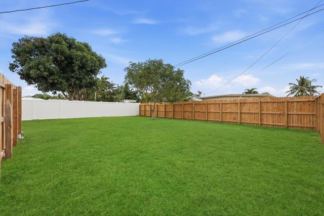 403 Todd Street, Jupiter, FL 33458