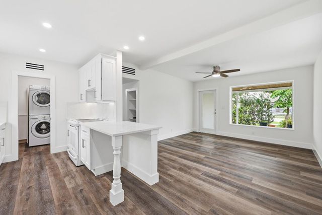 403 Todd Street, Jupiter, FL 33458