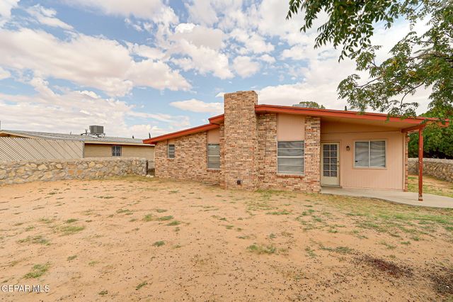 3229 E GLEN Drive, El Paso, TX 79936