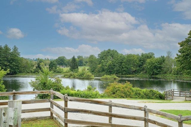 17 Bridge Street, Pittsfield, NH 03263