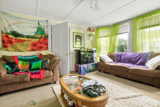 17 Bridge Street, Pittsfield, NH 03263